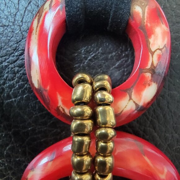 Red and Gold Tagua Nut Trinity Necklace - Picture 3 of 6